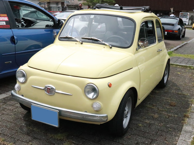 スイフトスポーツのおは秋・FIAT500・ベンツ AMG GT・山口にただいま＼(^o^)／に関するカスタム事例の投稿画像2枚目