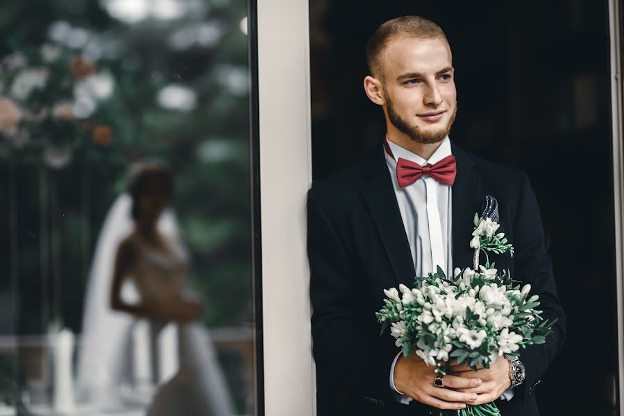 Fotografo di matrimoni Ruslan Rakhmanov (russobish). Foto del 12 ottobre 2019