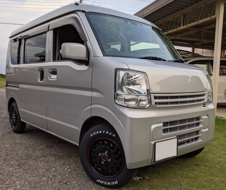 NV100クリッパーのファーストスターさんが投稿したカスタム事例の投稿画像1枚目