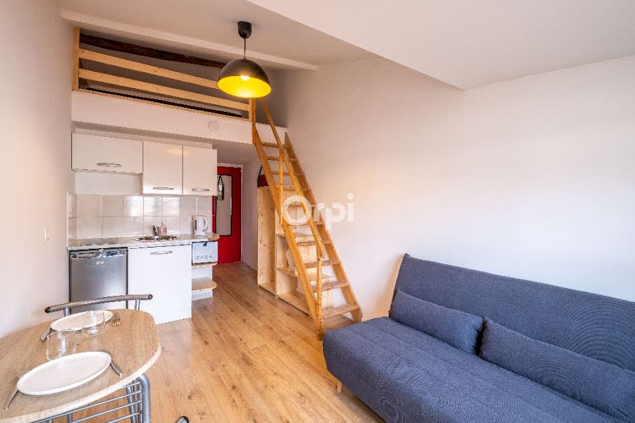 Location meublée appartement 1 pièce 12 m² à Limoges (87000), 320 €