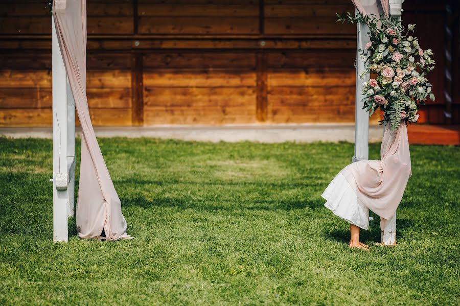 Fotógrafo de casamento Petr Hrubes (harymarwell). Foto de 2 de outubro 2023