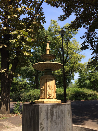 反町公園の噴水