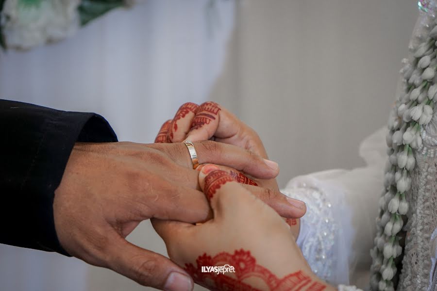 Fotografo di matrimoni Ilyas Jepret Sidoarjo Surabaya (ilyasjepret). Foto del 29 maggio 2020