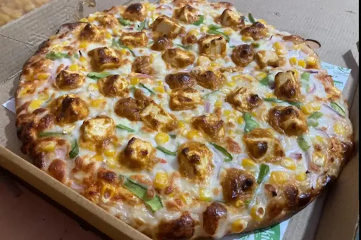 Tandoori Paneer Pizza