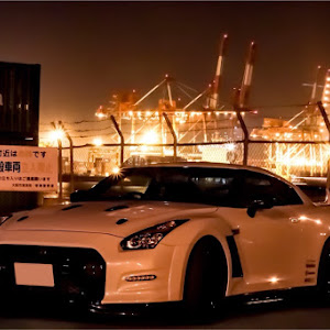 NISSAN GT-R R35