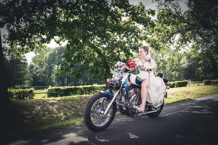 Svatební fotograf Studio Beautyfoto (luboskos). Fotografie z 20.listopadu 2016