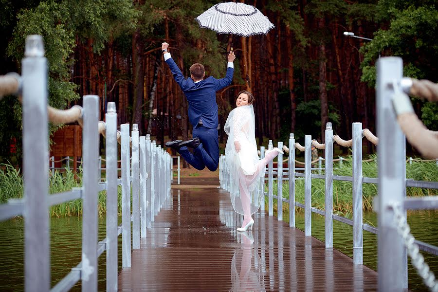 Wedding photographer Vladimir Gorbunov (vladigo). Photo of 19 August 2014