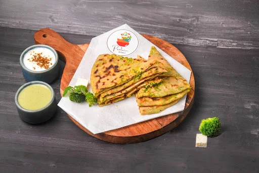 Broccoli-Paneer Paratha (Serves 1)