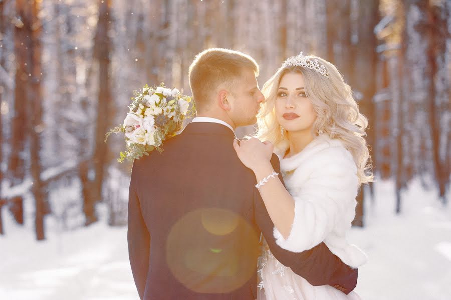 Fotografo di matrimoni Evgeniy Bryukhovich (geniyfoto). Foto del 28 febbraio 2019