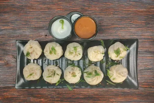 Veg Steamed Momos [10 Pieces]