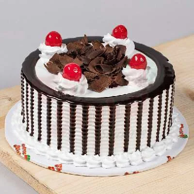 Dark Black Forest Cake (500Gm)