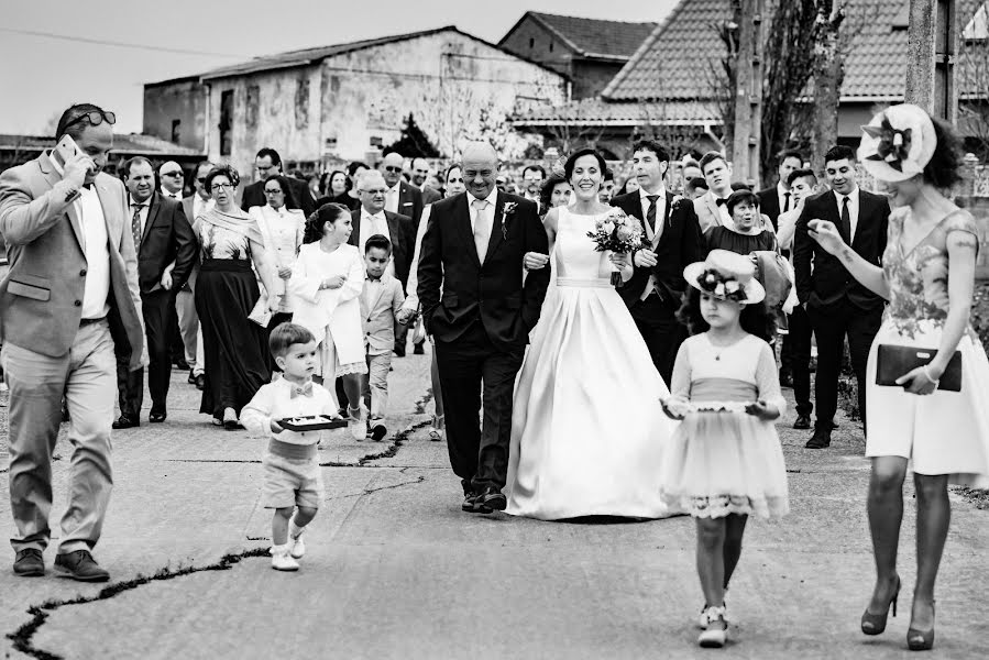 Fotografo di matrimoni Yohe Cáceres (yohecaceres). Foto del 1 novembre 2018