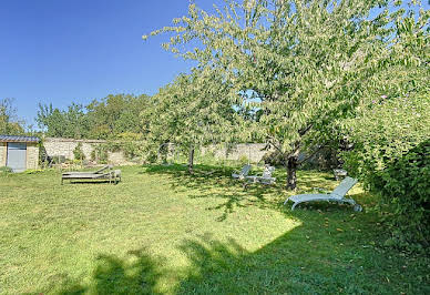 House with pool and terrace 5