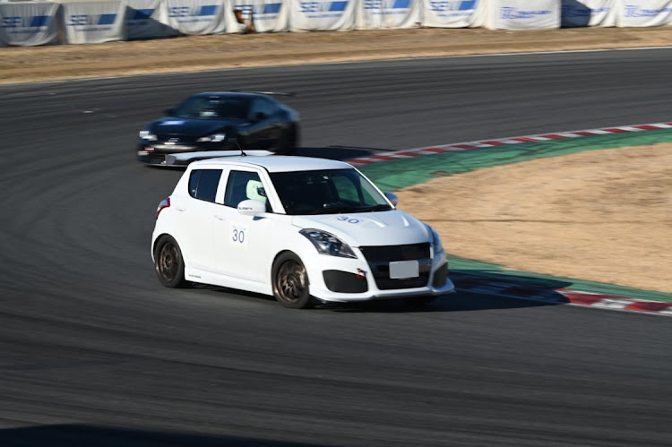 スイフトスポーツのtc2000・走行会・スイフト・プロアイズ・筑波サーキットに関するカスタム事例の投稿画像8枚目
