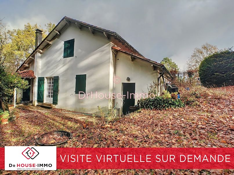 Vente maison 4 pièces 81 m² à Montrem (24110), 138 000 €