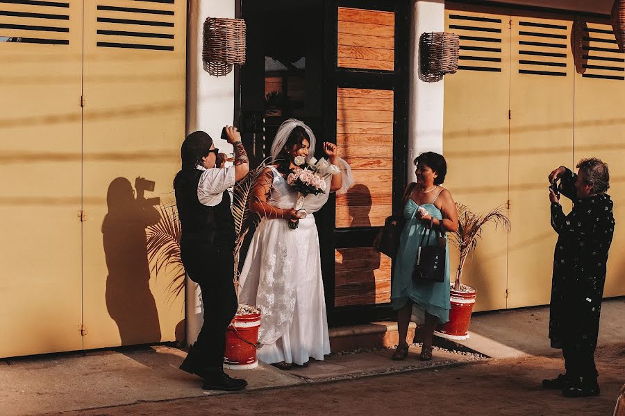 Wedding photographer Gustavo Alcalá (gustavoalcala). Photo of 28 May 2021