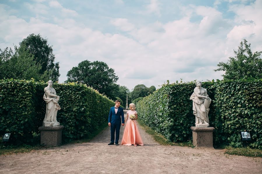 Fotógrafo de bodas Valeriy Tikhov (valerytikhov). Foto del 1 de septiembre 2018