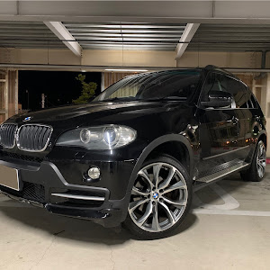 X5 E70