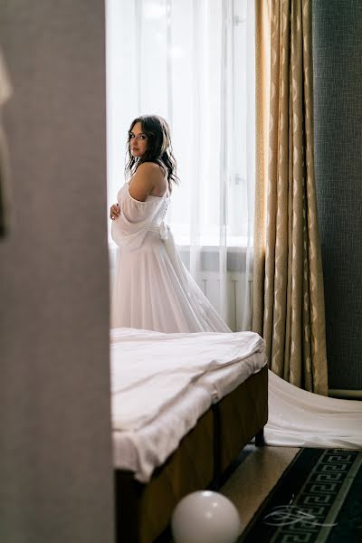 Wedding photographer Ekaterina Valieva (valievaaaa). Photo of 30 August 2021