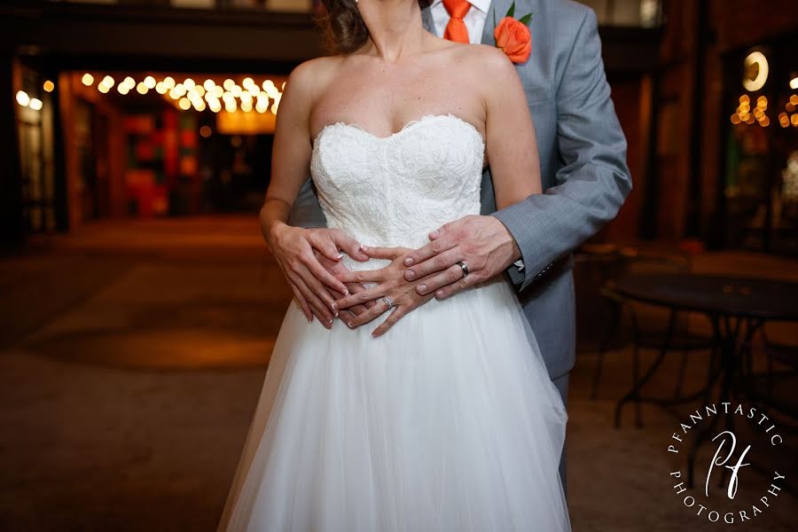 Fotógrafo de casamento Jerusha Pfannenschmidt (jerushapfannen). Foto de 8 de setembro 2019