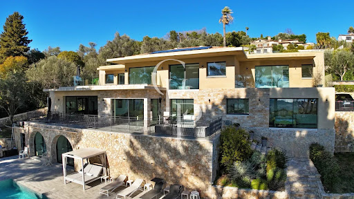 Villa avec piscine 2