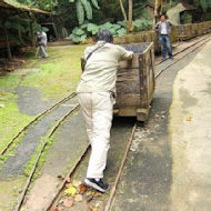 巴巴坑道休閒礦場