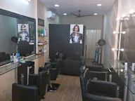 Cynosure Unisex Salon photo 3