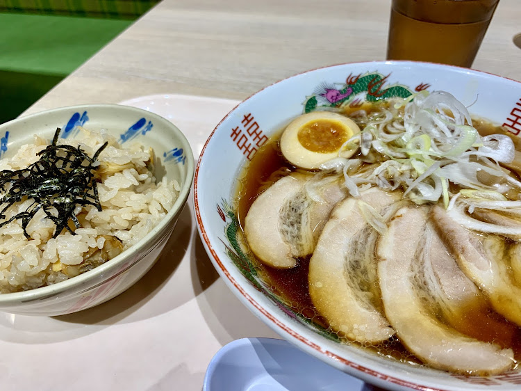 ニュービートル カブリオレの千葉フォルニア・チャー弁・ビンゴバーガー・海ほたる・みんな大好き大黒パーキングに関するカスタム事例の投稿画像21枚目
