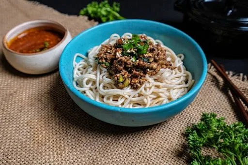 Sichuan Udon-Dan Dan Noodles With Chicken