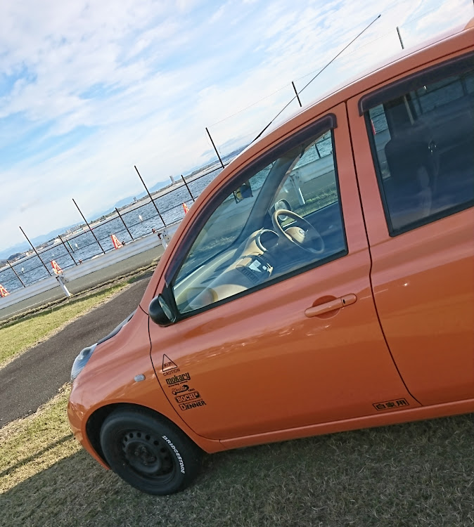 マーチのnagugz32さんが投稿したカスタム事例の投稿画像1枚目