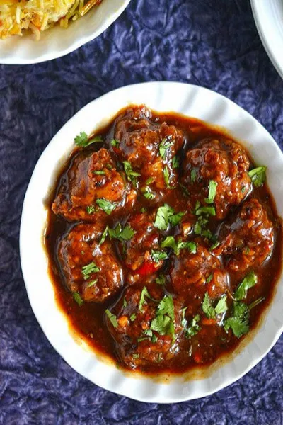 Veg Manchurian [gravy]