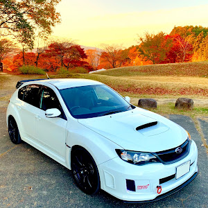 インプレッサ WRX STI GRB