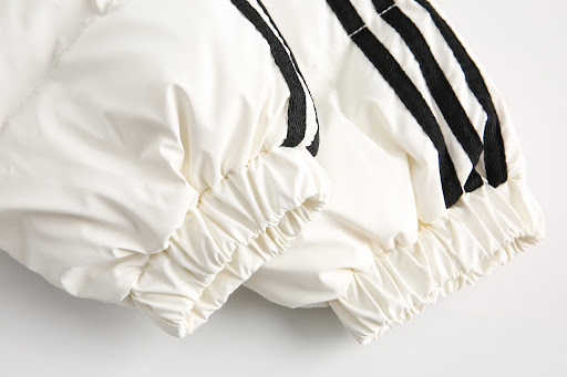 Title 15, Warm Men and Women Lovers Wild Down Jacket. Per...