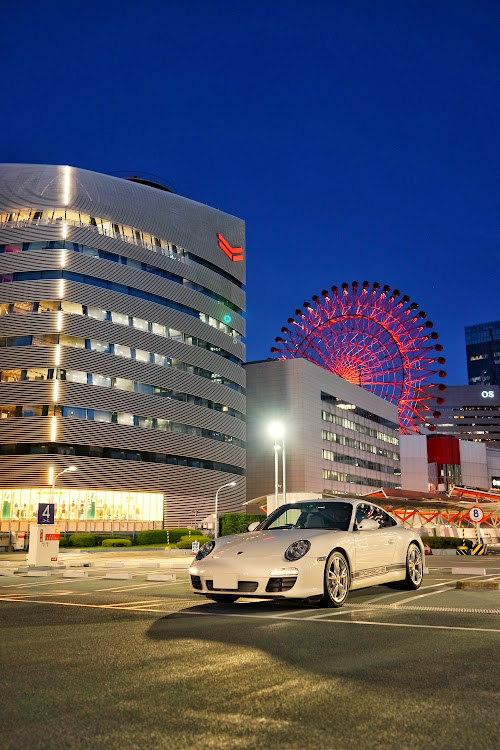 911 クーペのポルシェ・ポルシェ911・観覧車・梅田・997に関するカスタム事例の投稿画像1枚目