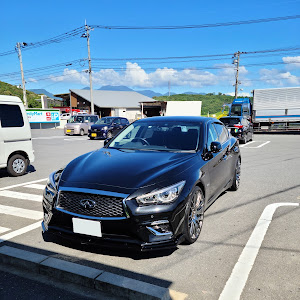 スカイライン HV37