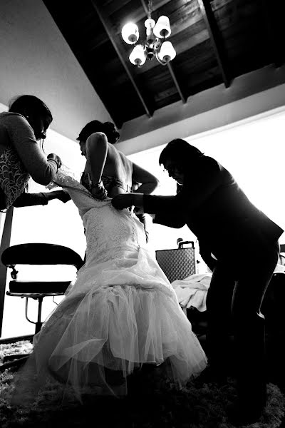 婚禮攝影師Jairo Toro（jairotorofoto）。2019 3月9日的照片