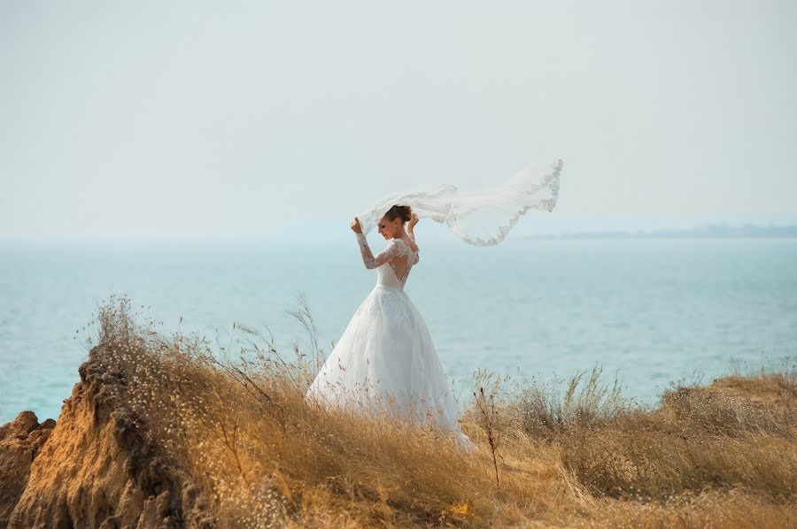 Fotógrafo de bodas Sergey Kasatkin (kasatkin). Foto del 27 de febrero 2017