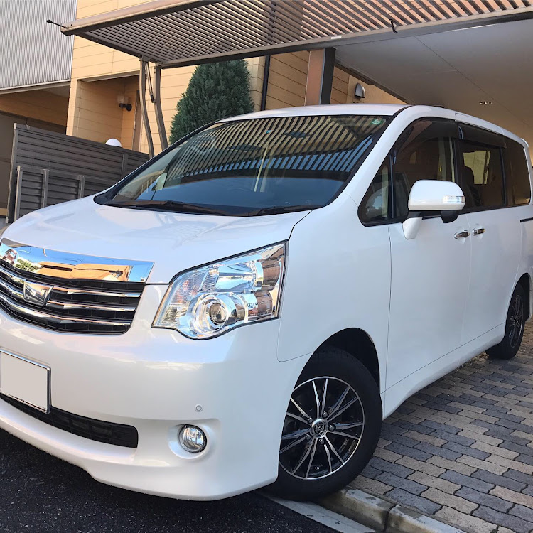 ノアの洗車・ステッカー・ホイールクリーナー・ブラシ・オートバックスに関するカスタム事例の投稿画像2枚目