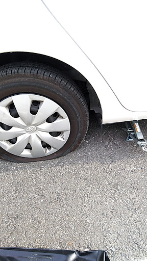 アクア の愛車紹介 タイヤ交換 パンク修理 アクアに関するカスタム メンテナンスの投稿画像 車のカスタム情報はcartune