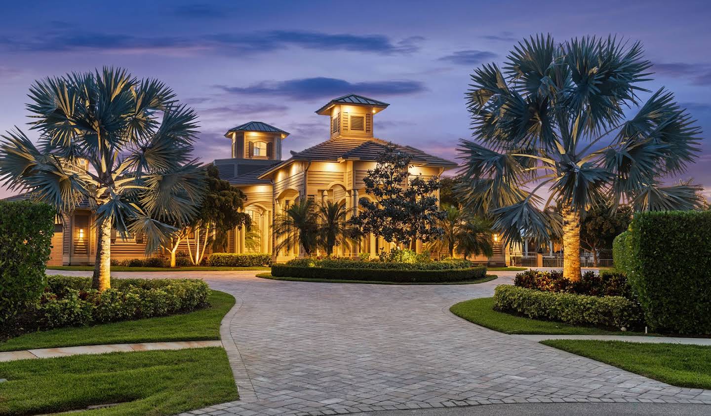 House with pool Marco Island