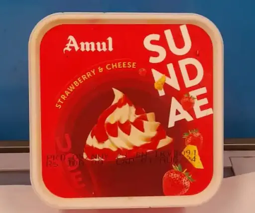 Amul Cheese And Strawberry Sundae [1 Tub, 1 Litre]