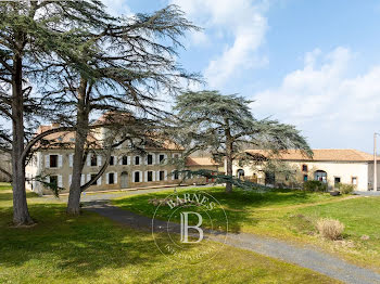 château à Nogaro (32)