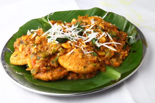 Corn Capsicum Idli (Served With Sambhar And Chutney)