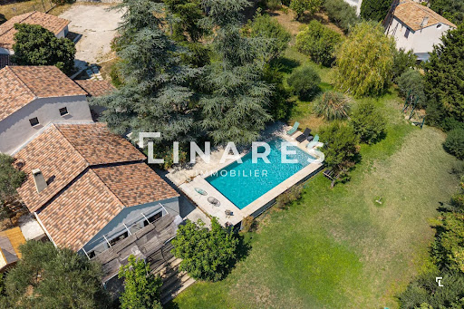 House with pool 3