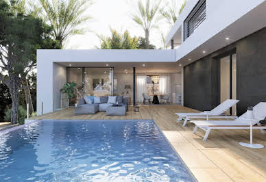 Property with pool 3