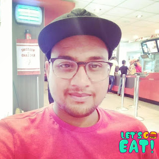 Sai Krish at KFC, Calangute,  photos