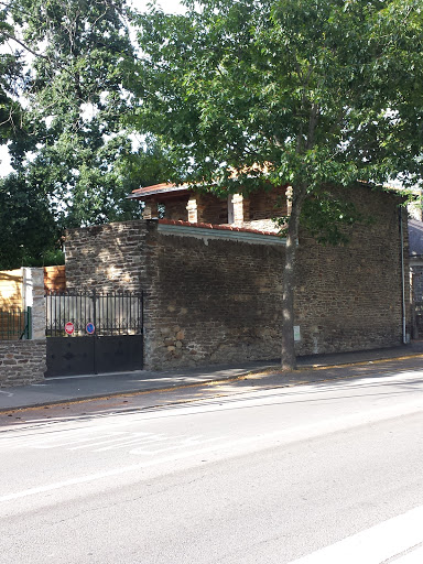 Vestige Du Château De Carcouet, Pavillon De Chasse 