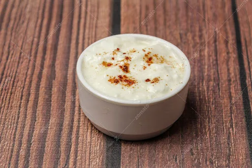 Dahi (100 Gms Aprox)