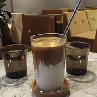 黑露咖啡館 OLO Coffee Roasters