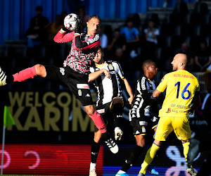 Gedoe rond truitjes Charleroi - Anderlecht? Wat dan gezegd van de keeperstrui? Penneteau reageerde gevat